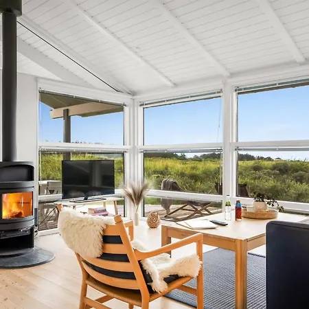Nuka - 400m From The Sea By Interhome Hjorring