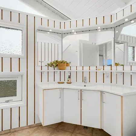 Holiday home Nuka - 400m From The Sea By Interhome Hjorring